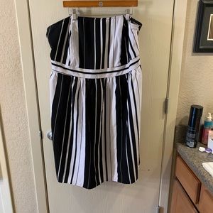 Striped strapless dress